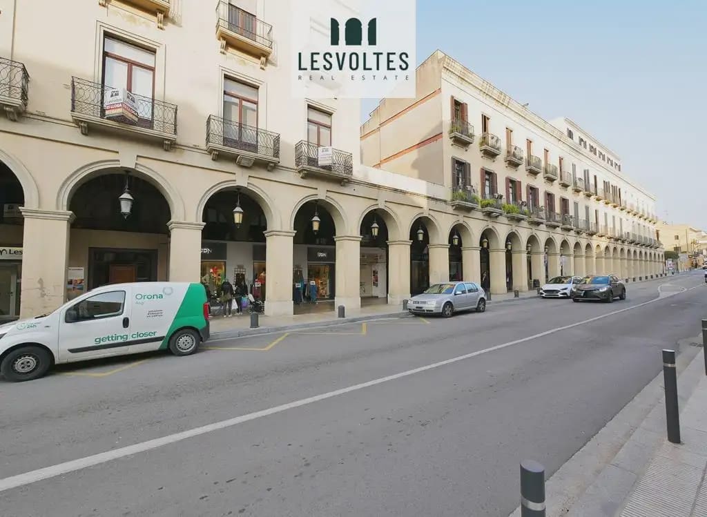 2 sypialnia Mieszkanie na sprzedaż w La Bisbal d'Emporda z basenem garażem - 180 000 € (Ref: 10081882)