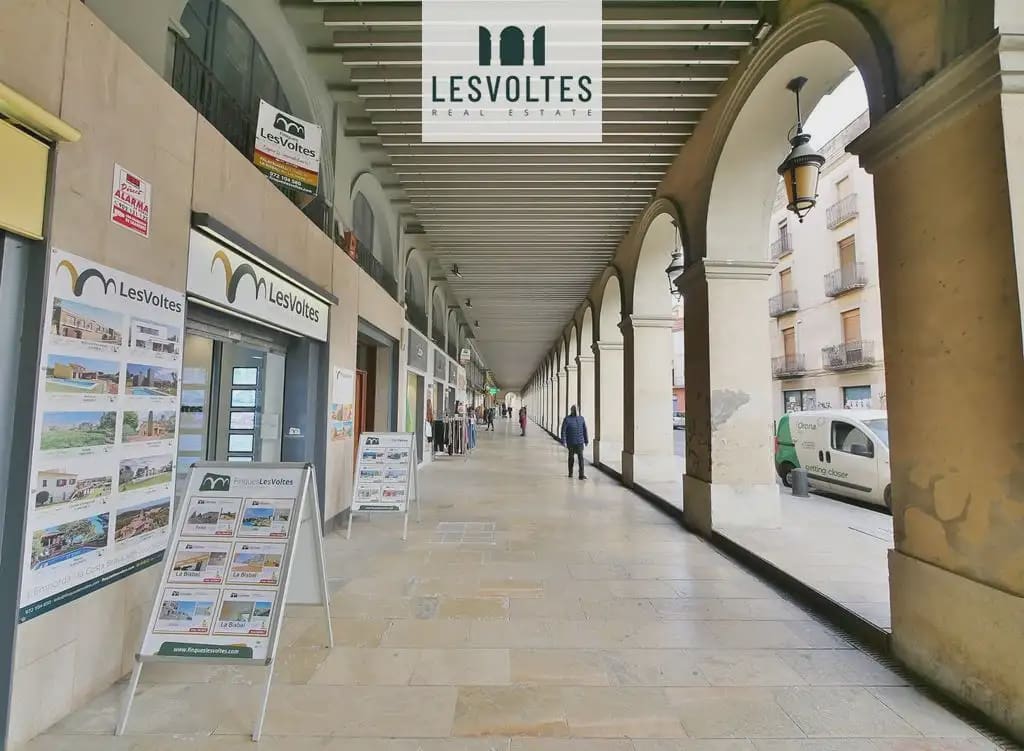 2 sypialnia Mieszkanie na sprzedaż w La Bisbal d'Emporda z basenem garażem - 180 000 € (Ref: 10081882)