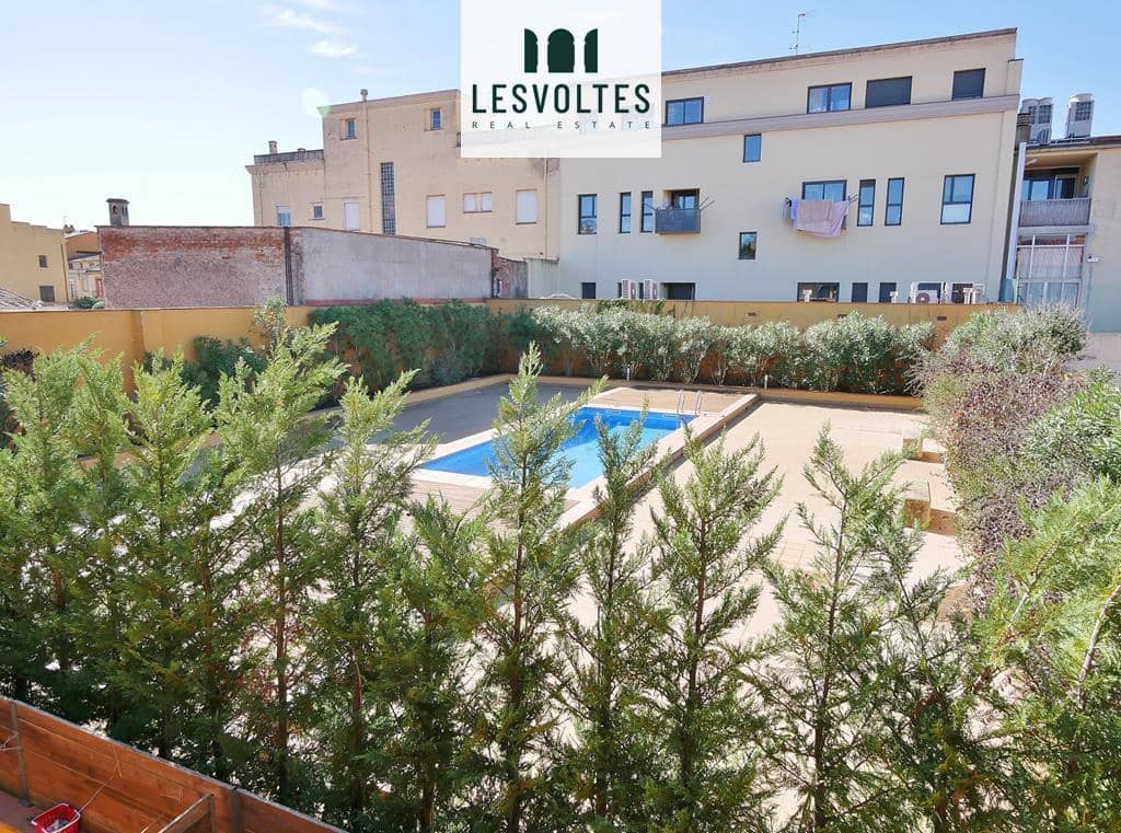 2 bedroom Flat for sale in La Bisbal d'Emporda with pool garage - € 180,000 (Ref: 10081882)