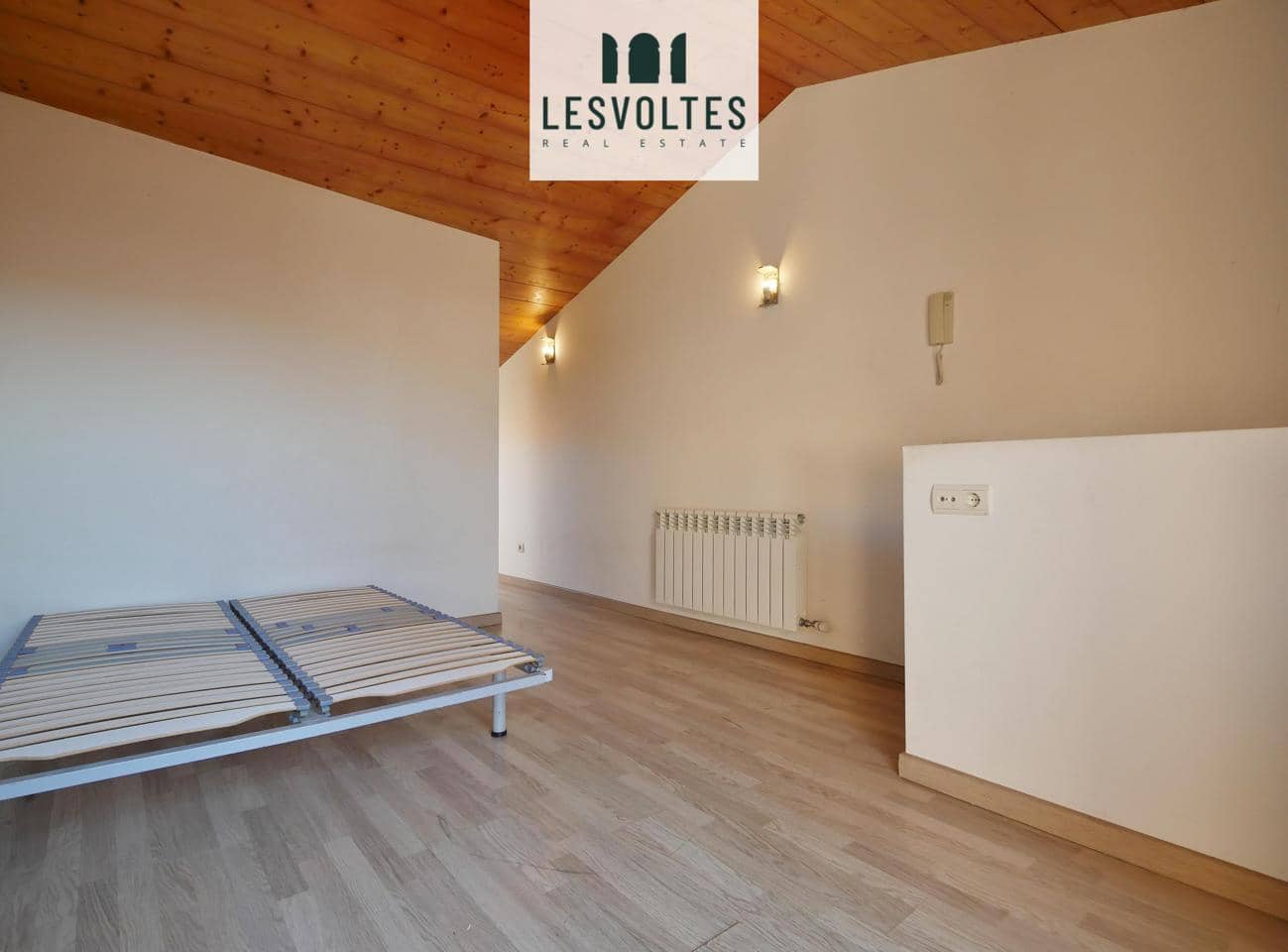 3 bedroom Flat for sale in Palafrugell with garage - € 260,000 (Ref: 10081886)