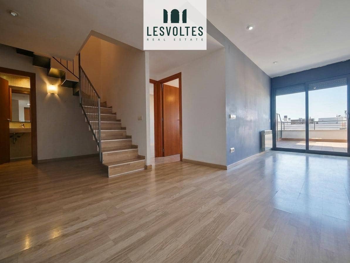 3 bedroom Flat for sale in Palafrugell with garage - € 260,000 (Ref: 10081886)