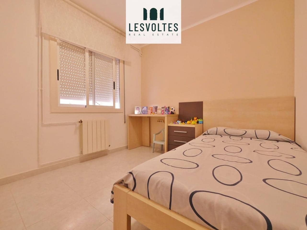 4 bedroom Flat for sale in Palamos - € 250,000 (Ref: 10081888)