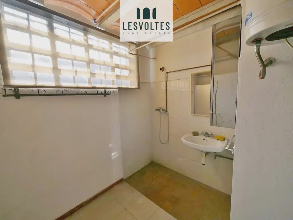 Local Comercial en La Bisbal d'Empordà en venta - 220.000 € (Ref: 10081898)