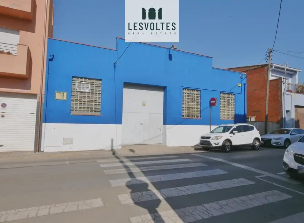 Local Comercial en La Bisbal d'Empordà en venta - 220.000 € (Ref: 10081898)