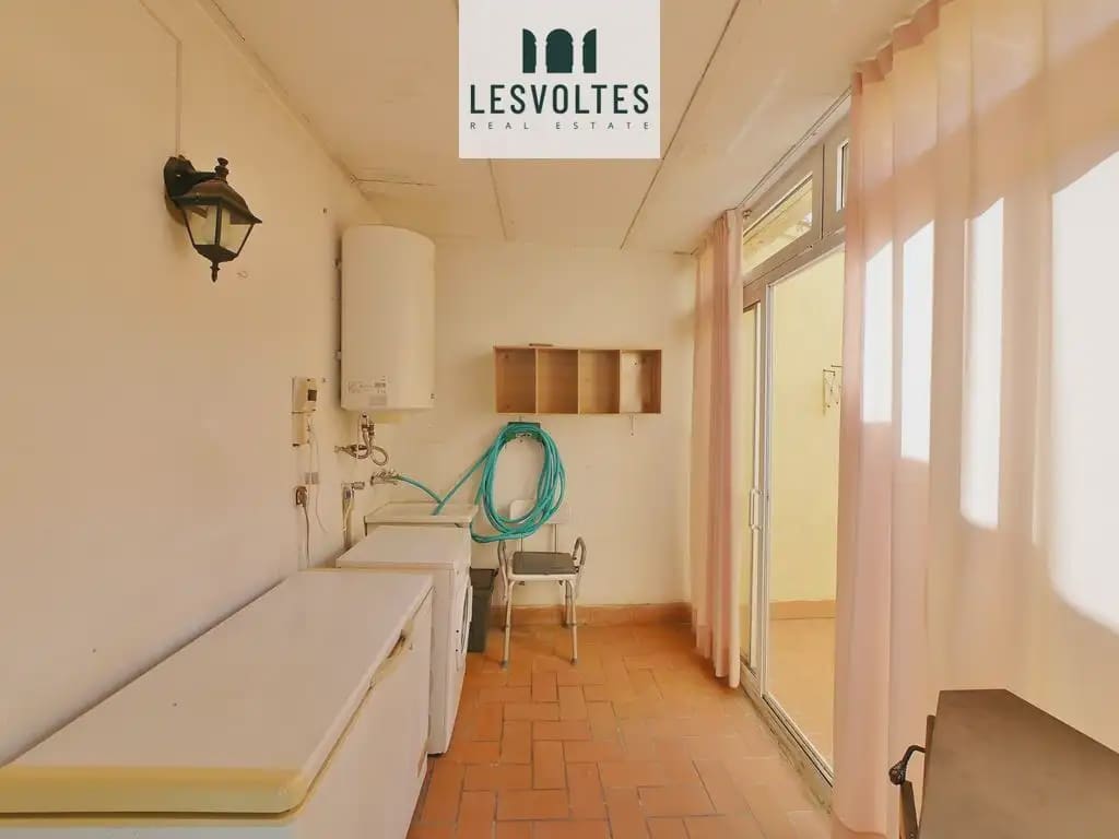 3 chambre Appartement à vendre à Verges avec garage - 220 000 € (Ref: 10081899)