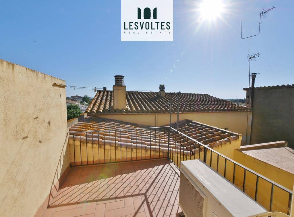 3 bedroom Flat for sale in Verges with garage - € 220,000 (Ref: 10081899)