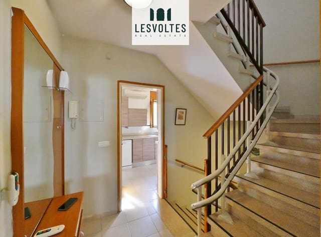 3 soverom Leilighet til salgs i Verges med garasje - € 220 000 (Ref: 10081899)