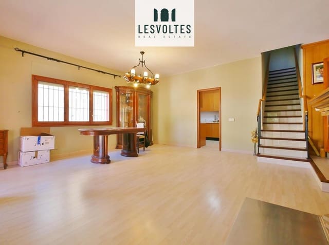 Chalet de 3 habitaciones en Tamariu, Palafrugell en venta con garaje - 750.000 € (Ref: 10081901)