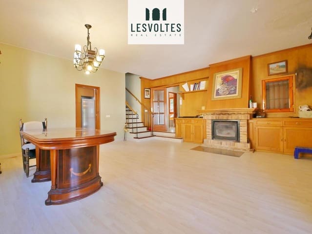 Chalet de 3 habitaciones en Tamariu, Palafrugell en venta con garaje - 750.000 € (Ref: 10081901)