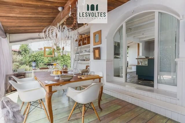 5 chambre Finca/Maison de Campagne à vendre à Mont-ras avec piscine - 2 500 000 € (Ref: 10081902)
