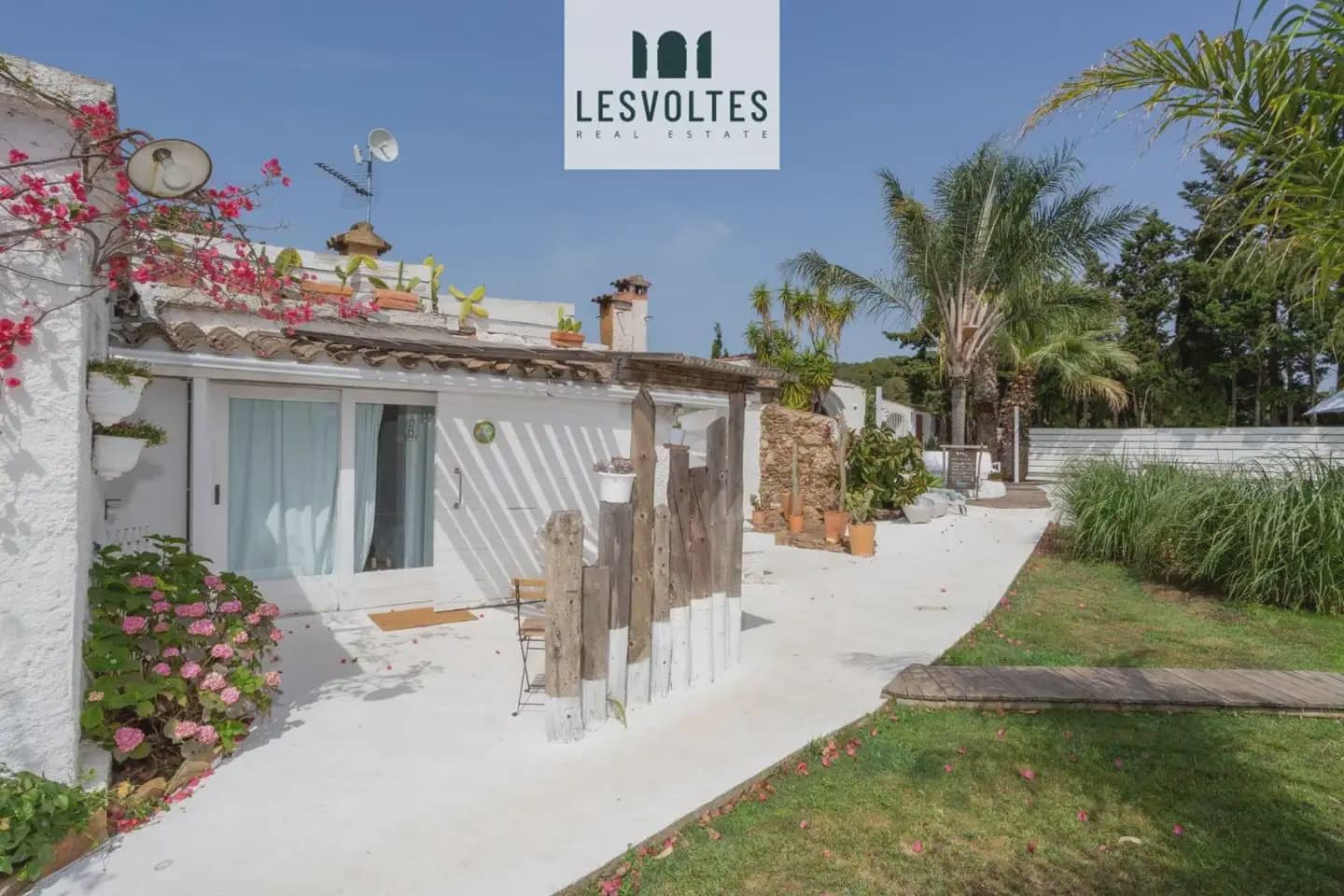 5 chambre Finca/Maison de Campagne à vendre à Mont-ras avec piscine - 2 500 000 € (Ref: 10081902)