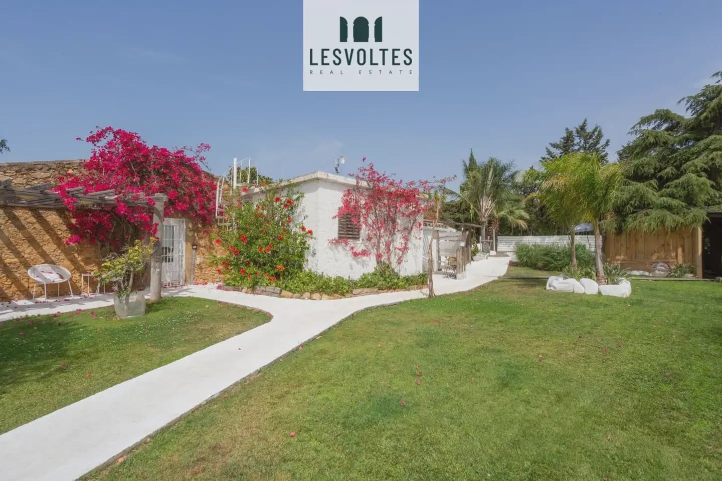 5 chambre Finca/Maison de Campagne à vendre à Mont-ras avec piscine - 2 500 000 € (Ref: 10081902)