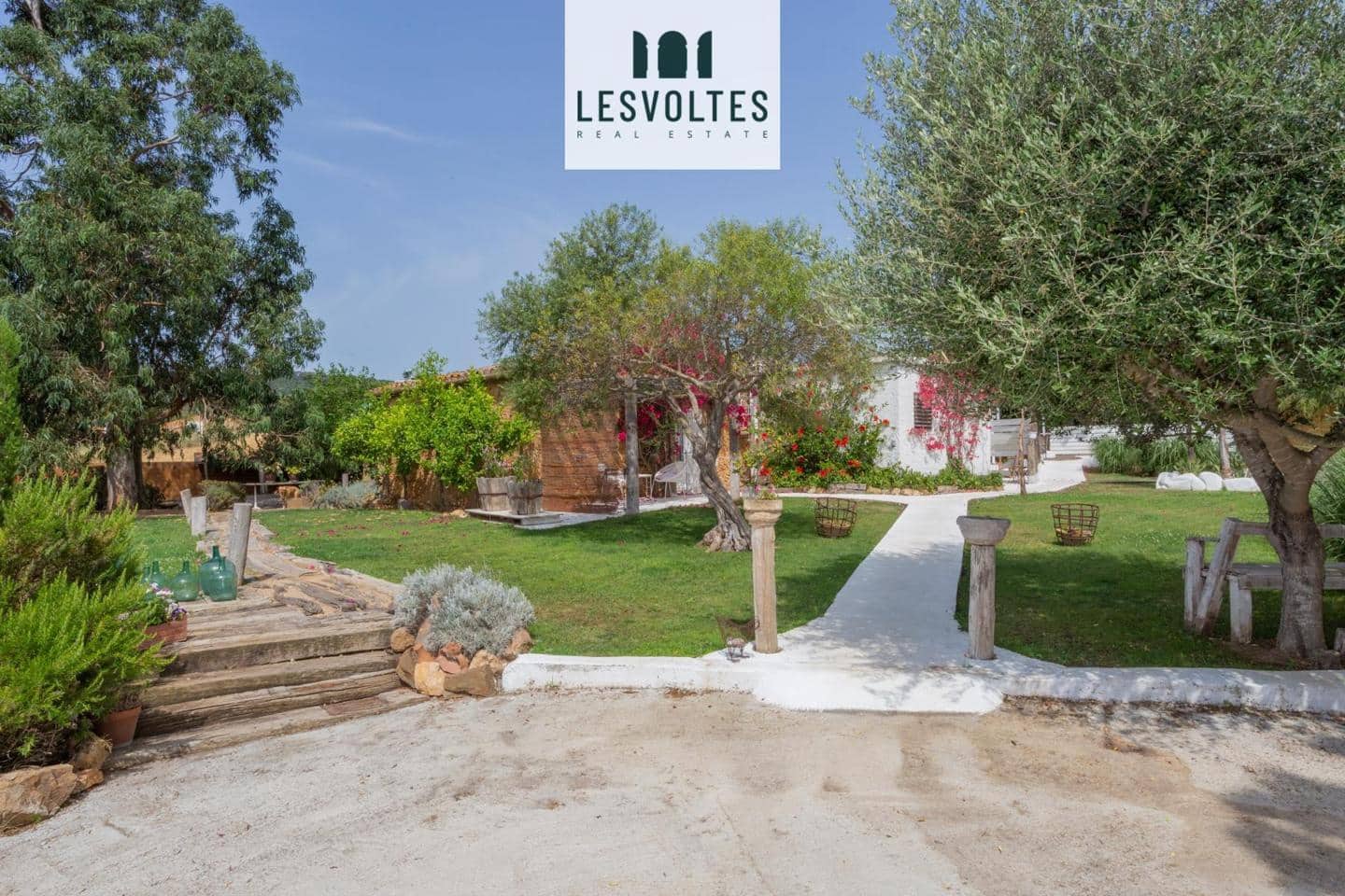 5 bedroom Villa for sale in Mont-ras with pool - € 2,500,000 (Ref: 10081902)