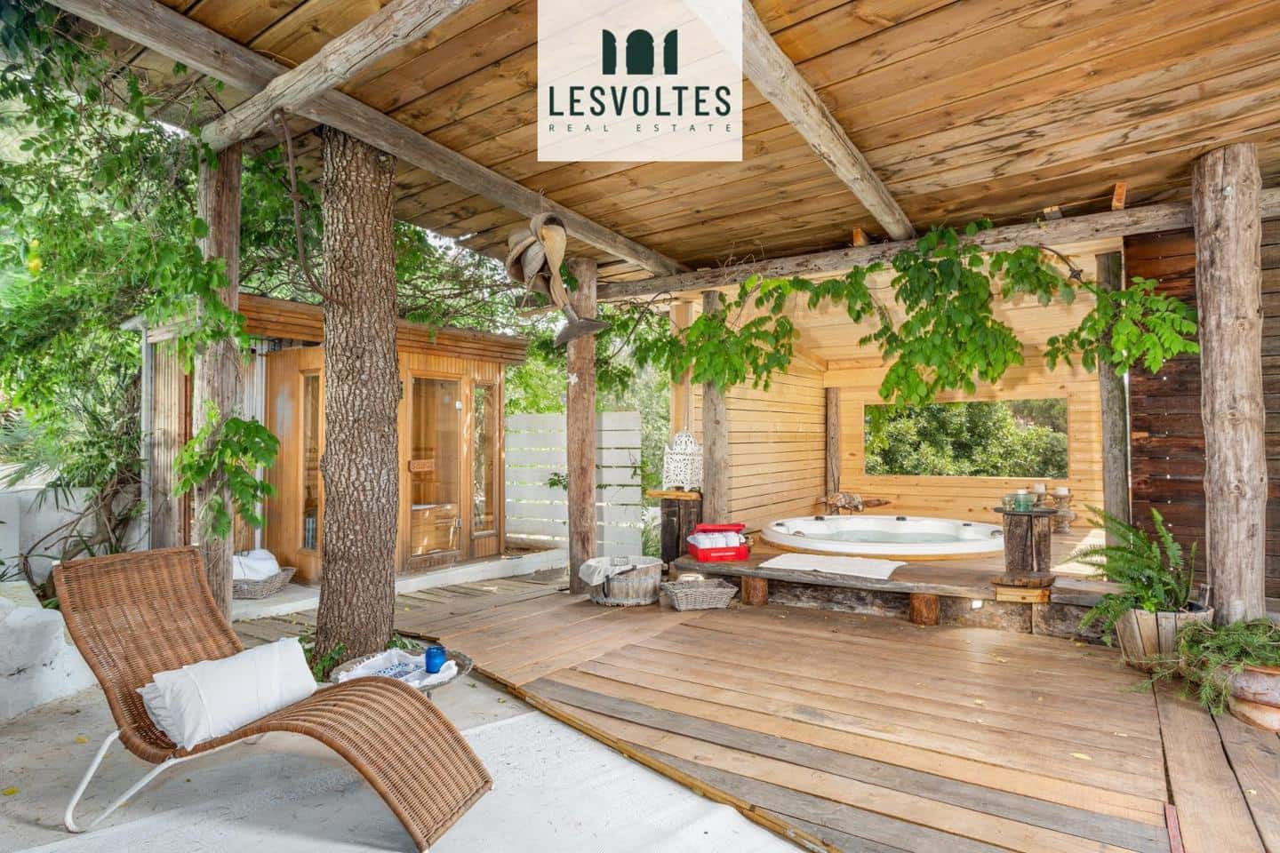5 bedroom Villa for sale in Mont-ras with pool - € 2,500,000 (Ref: 10081902)