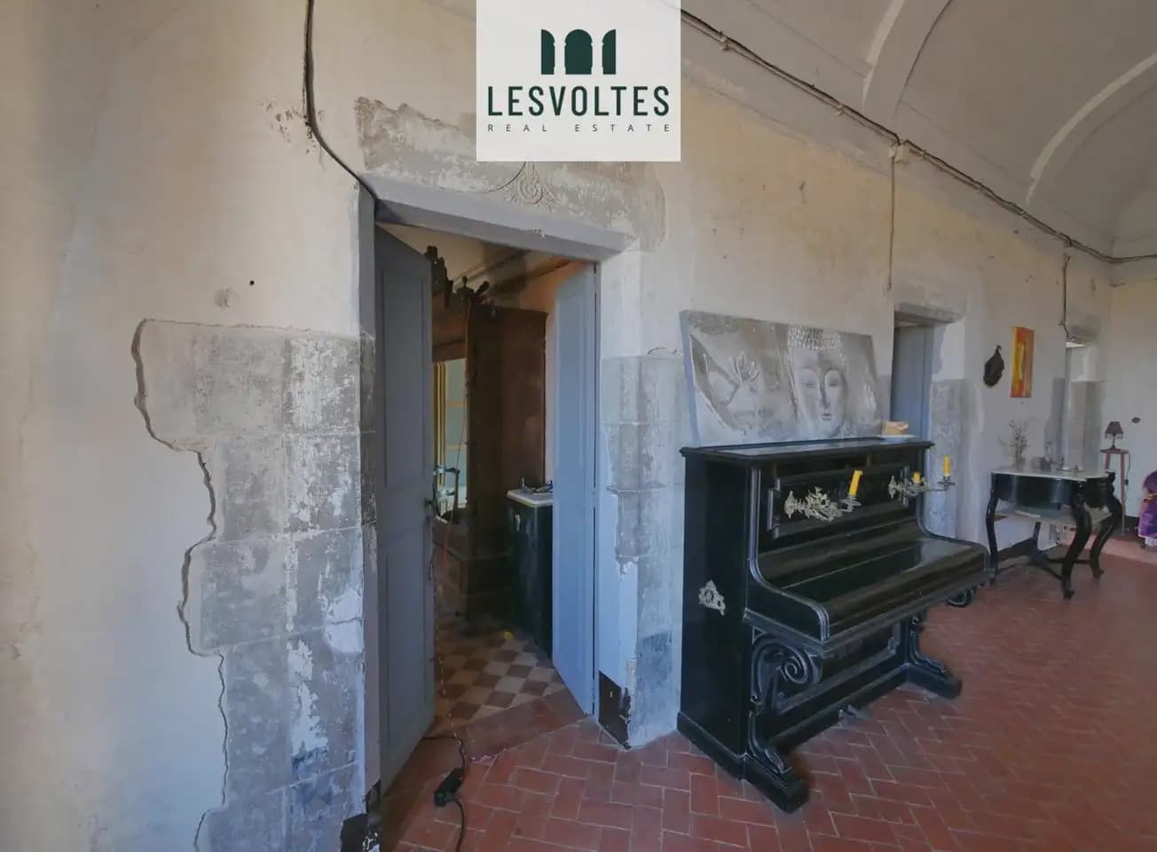 4 chambre Finca/Maison de Campagne à vendre à Rupia avec garage - 1 000 000 € (Ref: 10081903)