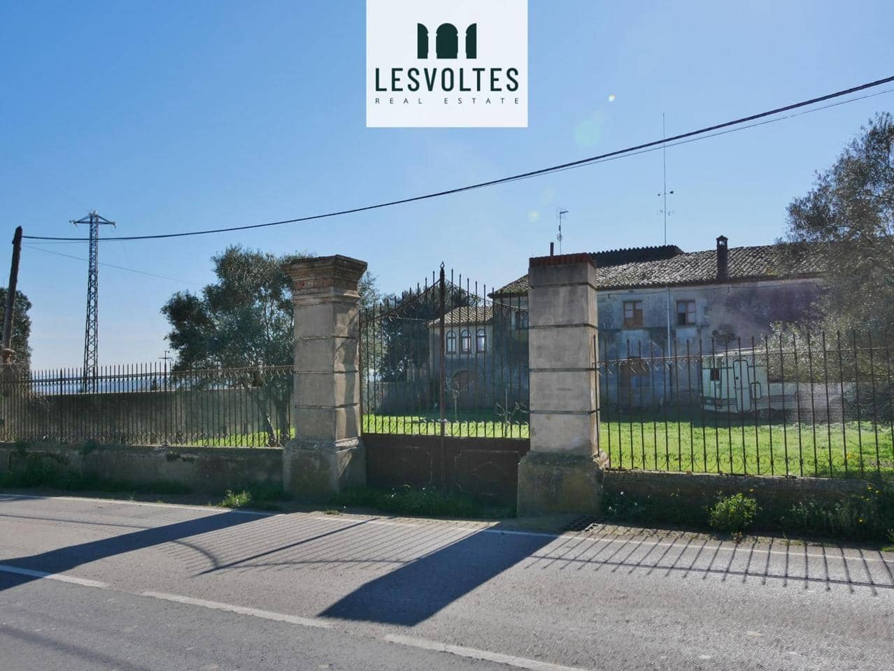 4 bedroom Villa for sale in Rupia with garage - € 1,000,000 (Ref: 10081903)