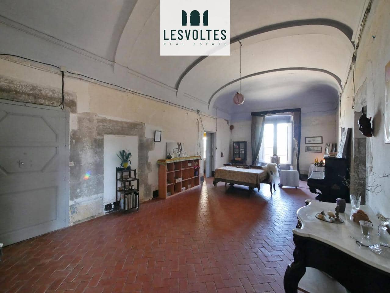 4 bedroom Villa for sale in Rupia with garage - € 1,000,000 (Ref: 10081903)