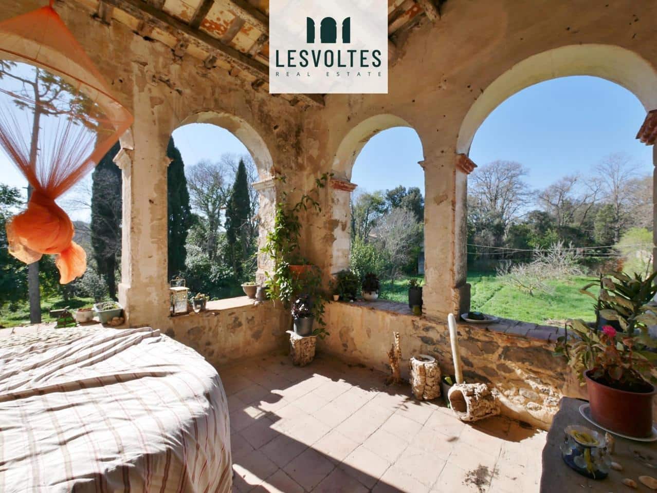 4 bedroom Villa for sale in Rupia with garage - € 1,000,000 (Ref: 10081903)