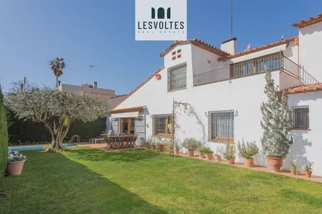 3 sypialnia Willa na sprzedaż w La Bisbal d'Empordà z basenem garażem - 740 000 € (Ref: 10081905)