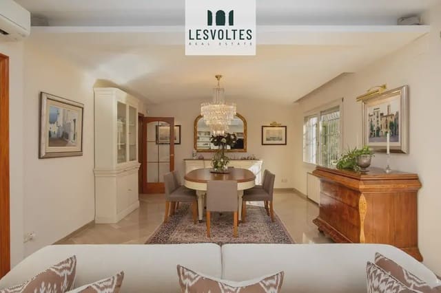 3 sypialnia Willa na sprzedaż w La Bisbal d'Empordà z basenem garażem - 740 000 € (Ref: 10081905)