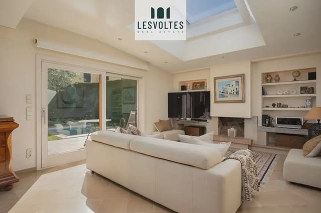 3 sypialnia Willa na sprzedaż w La Bisbal d'Empordà z basenem garażem - 740 000 € (Ref: 10081905)
