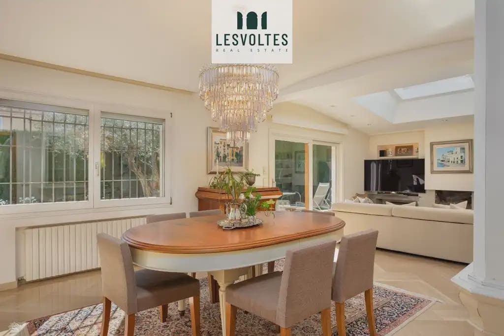 3 sypialnia Willa na sprzedaż w La Bisbal d'Emporda z basenem garażem - 740 000 € (Ref: 10081905)