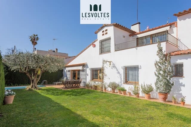3 Zimmer Villa zu verkaufen in La Bisbal d'Empordà mit Pool Garage - 740.000 € (Ref: 10081905)