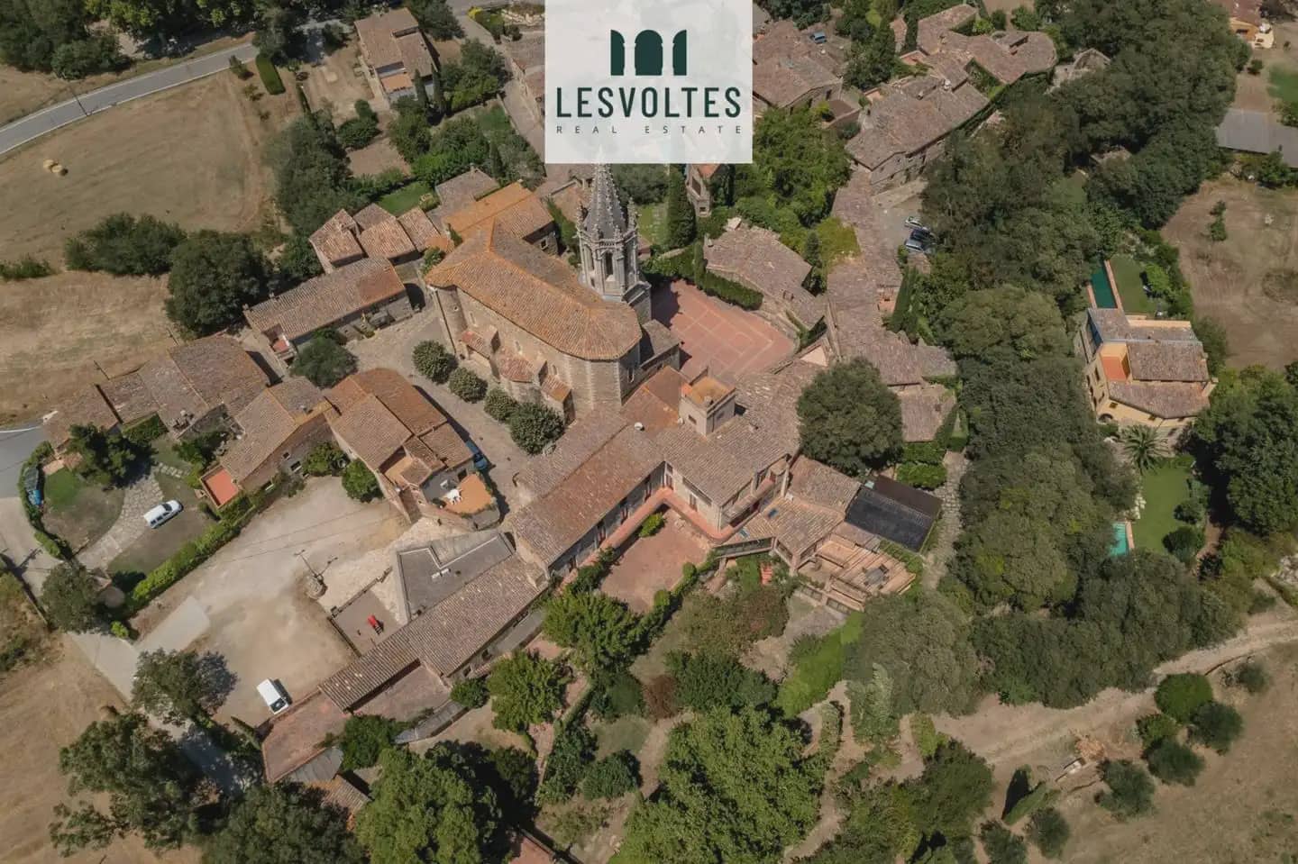7 chambre Finca/Maison de Campagne à vendre à Sant Marti Vell avec garage - 3 800 000 € (Ref: 10081906)