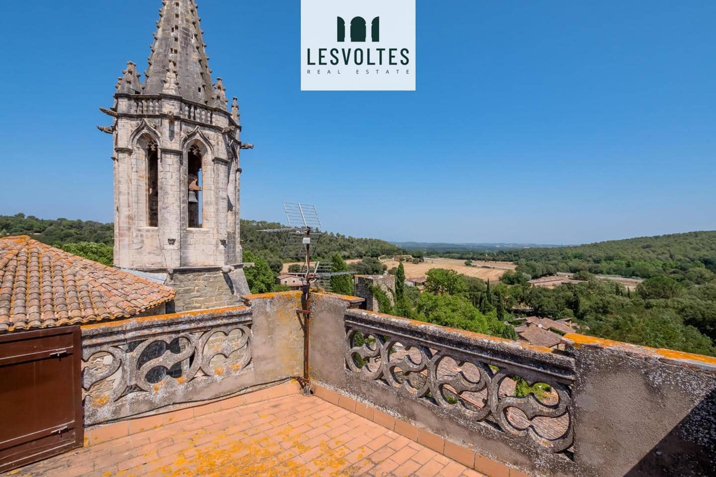 7 bedroom Villa for sale in Sant Marti Vell with garage - € 3,800,000 (Ref: 10081906)