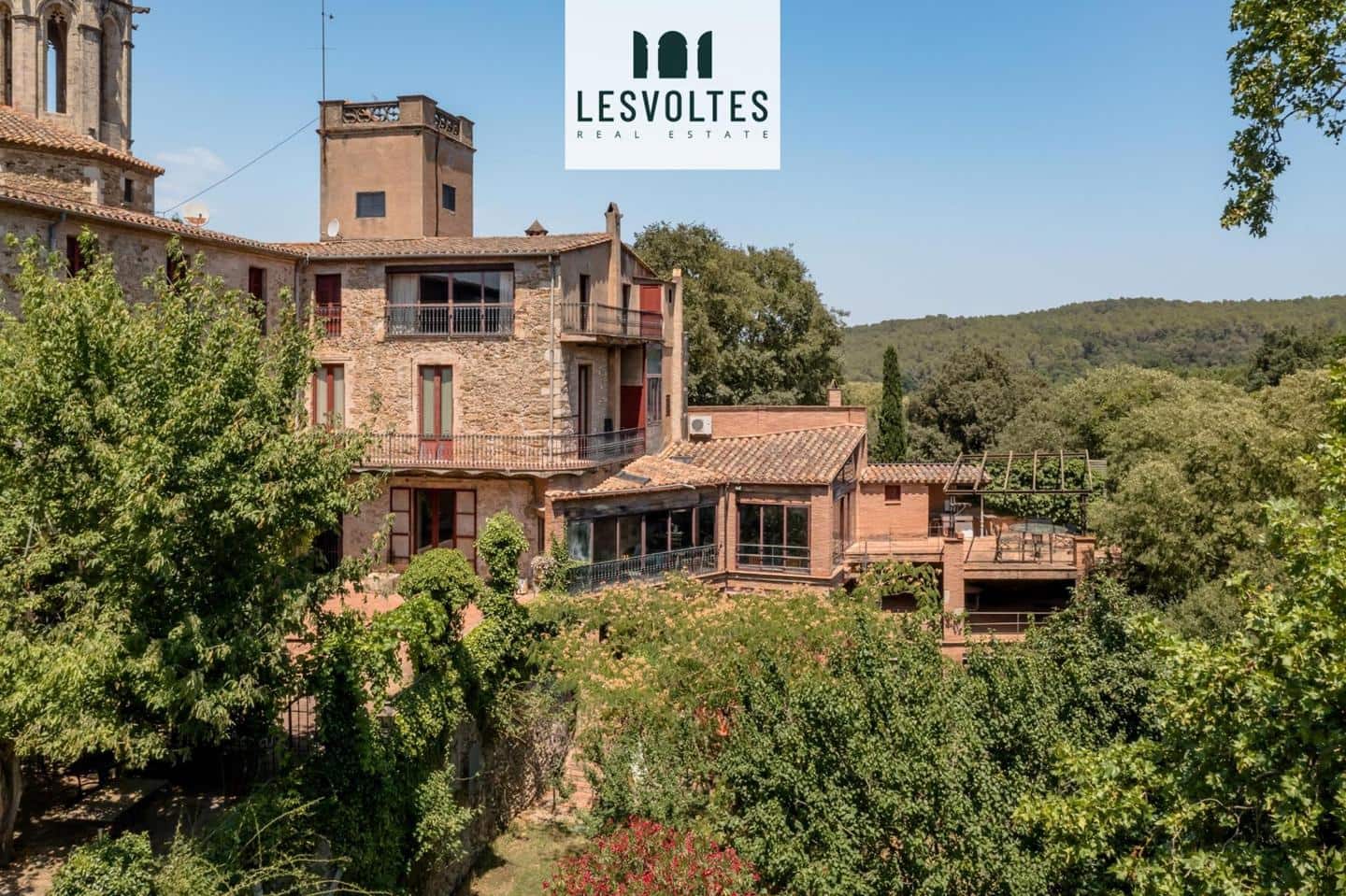 7 bedroom Villa for sale in Sant Marti Vell with garage - € 3,800,000 (Ref: 10081906)
