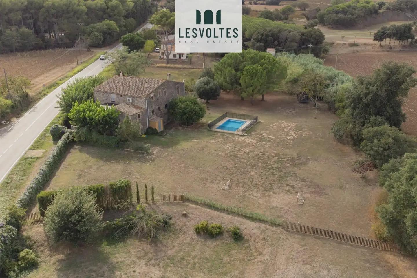 8 soveværelse Finca/Landehus til salg i Rupia med swimmingpool - € 1.275.000 (Ref: 10081908)