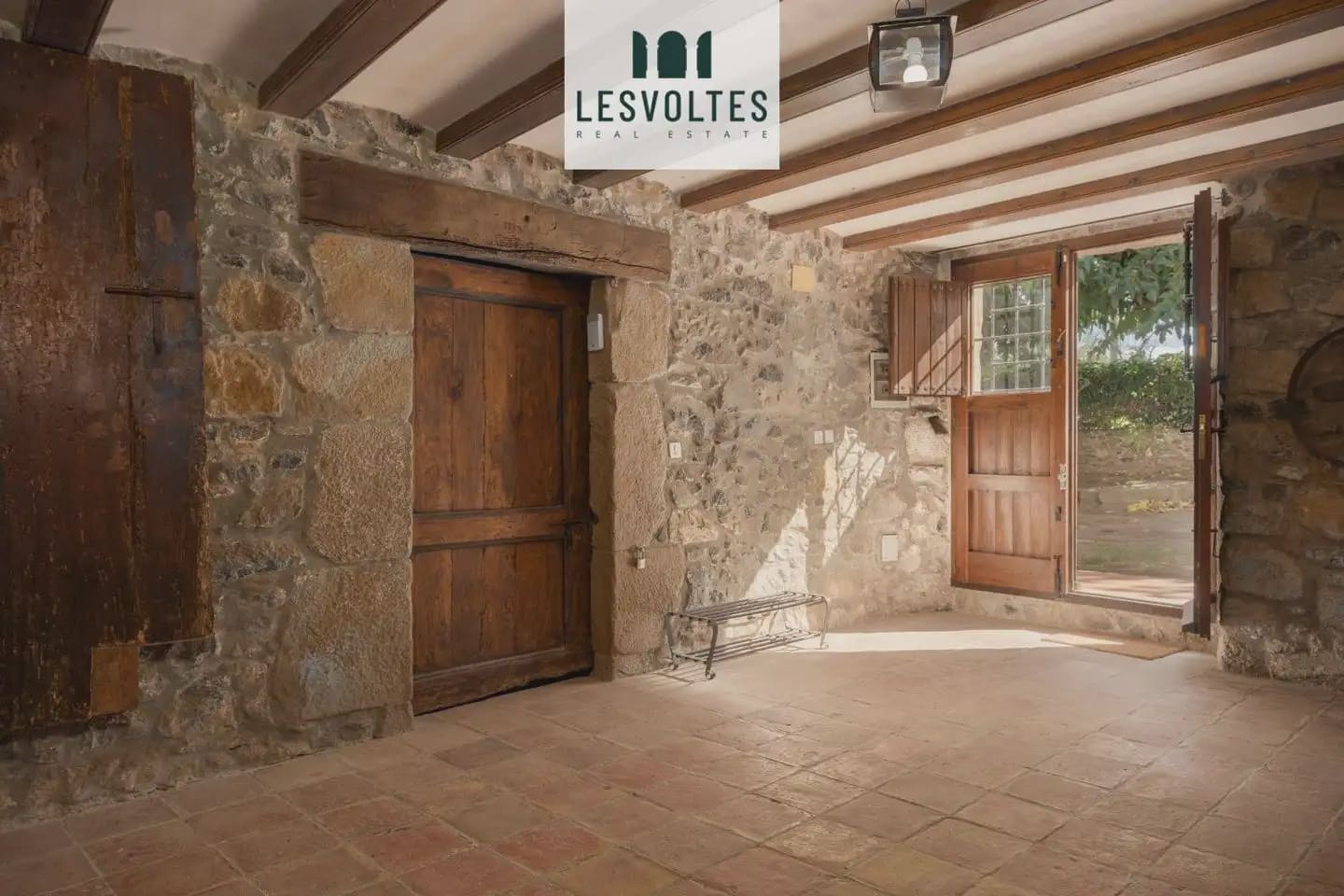 8 soveværelse Finca/Landehus til salg i Rupia med swimmingpool - € 1.275.000 (Ref: 10081908)