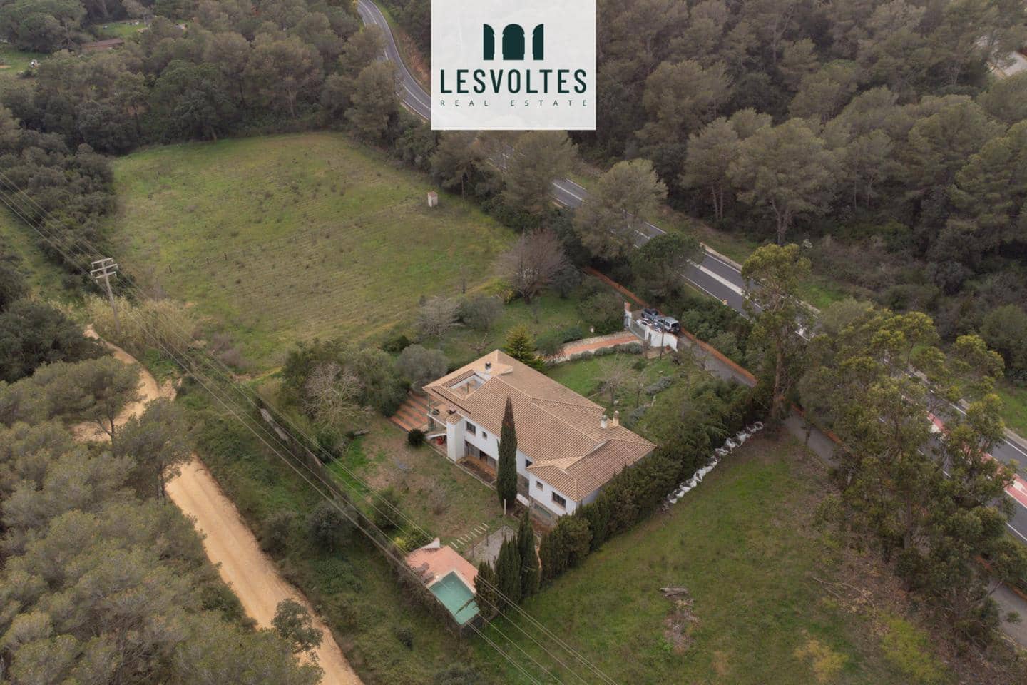 6 bedroom Villa for sale in Begur with pool garage - € 750,000 (Ref: 10081910)