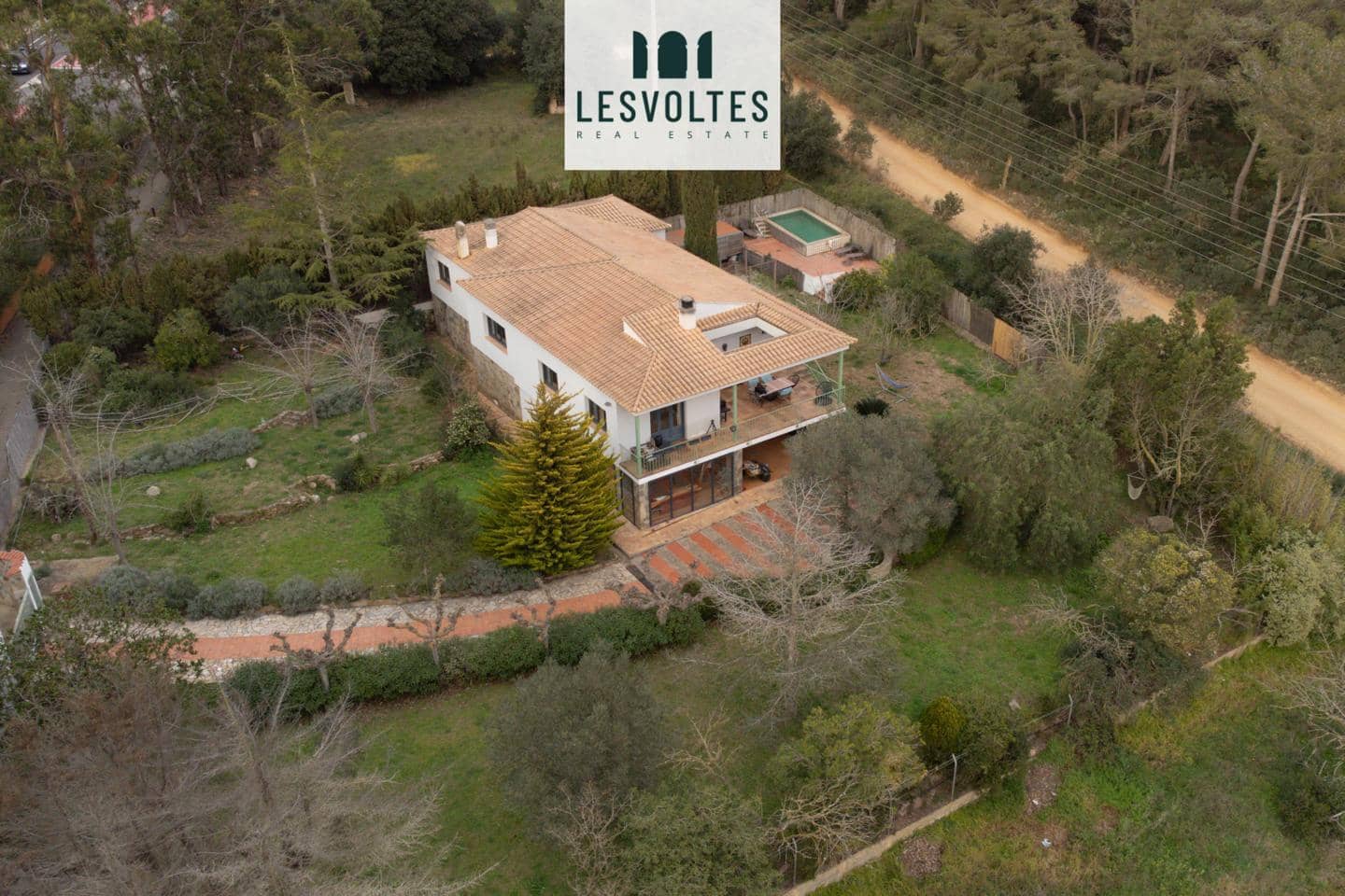 6 bedroom Villa for sale in Begur with pool garage - € 750,000 (Ref: 10081910)