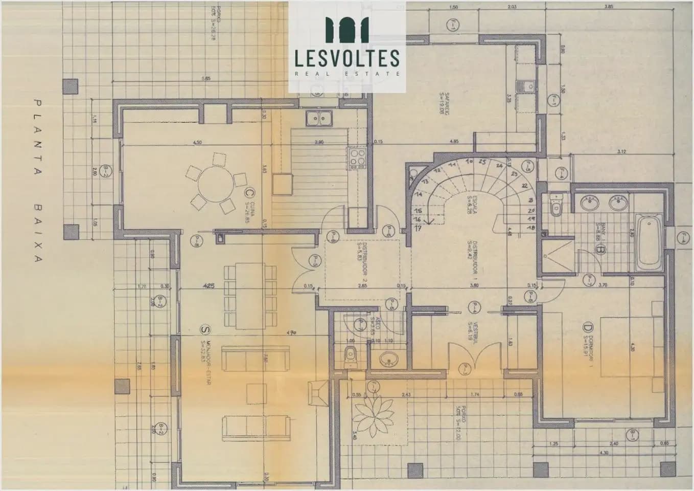 5 Zimmer Villa zu verkaufen in Mont-ras mit Pool Garage - 1.500.000 € (Ref: 10081911)
