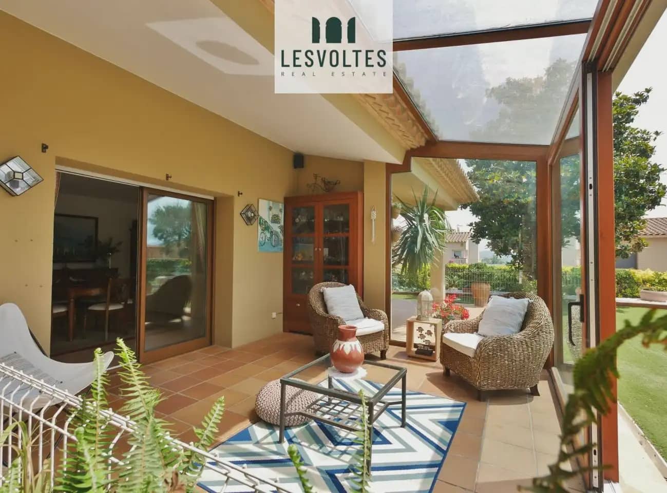 5 Zimmer Villa zu verkaufen in Mont-ras mit Pool Garage - 1.500.000 € (Ref: 10081911)