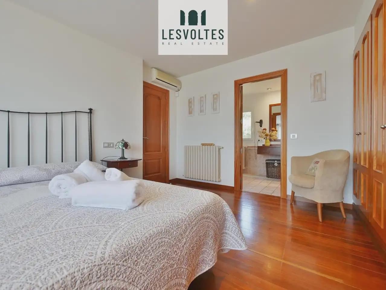 5 Zimmer Villa zu verkaufen in Mont-ras mit Pool Garage - 1.500.000 € (Ref: 10081911)