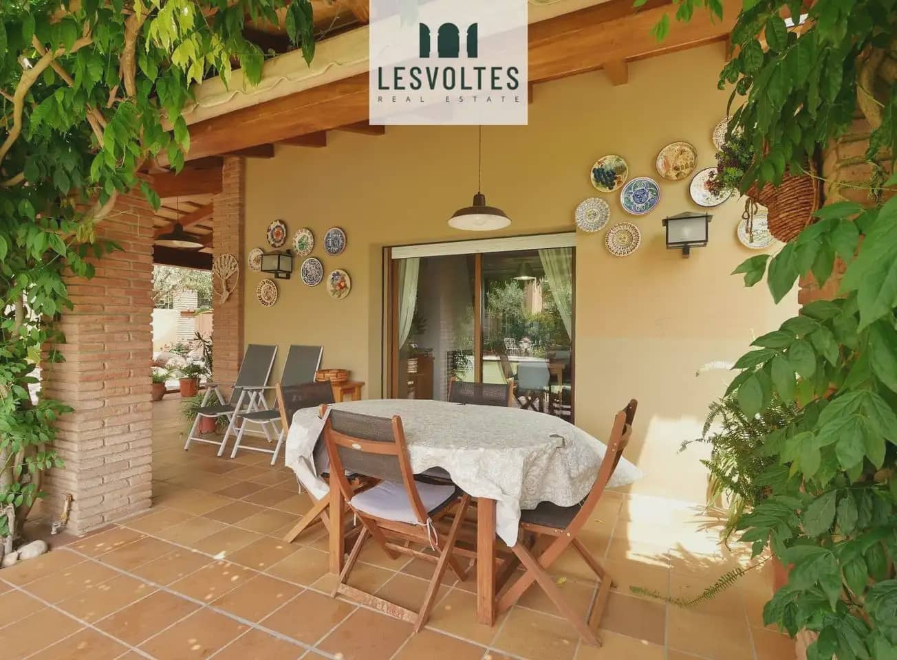 5 Zimmer Villa zu verkaufen in Mont-ras mit Pool Garage - 1.500.000 € (Ref: 10081911)