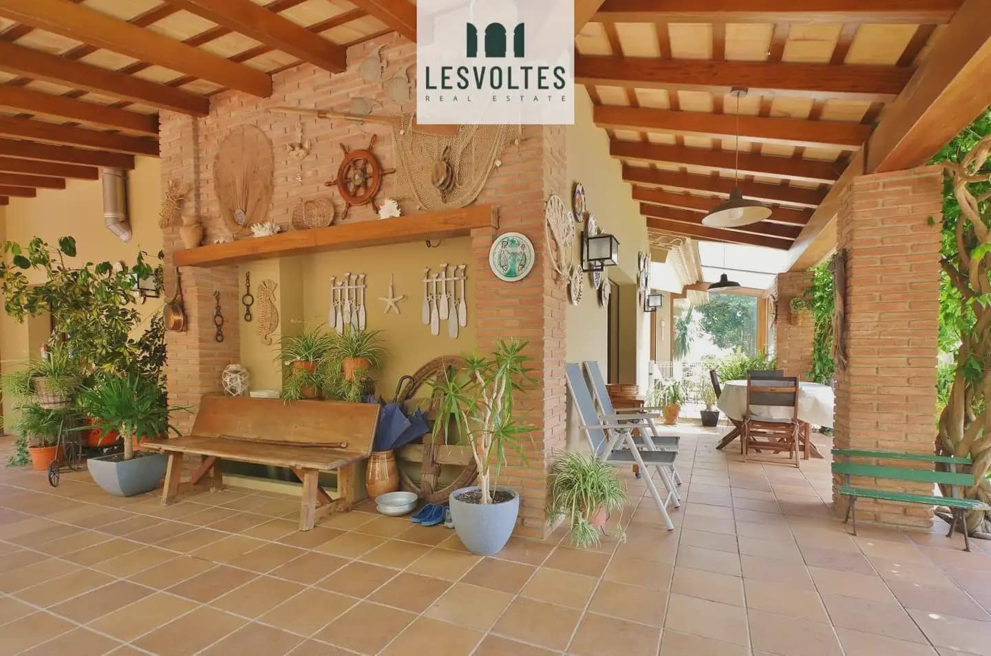 5 Zimmer Villa zu verkaufen in Mont-ras mit Pool Garage - 1.500.000 € (Ref: 10081911)
