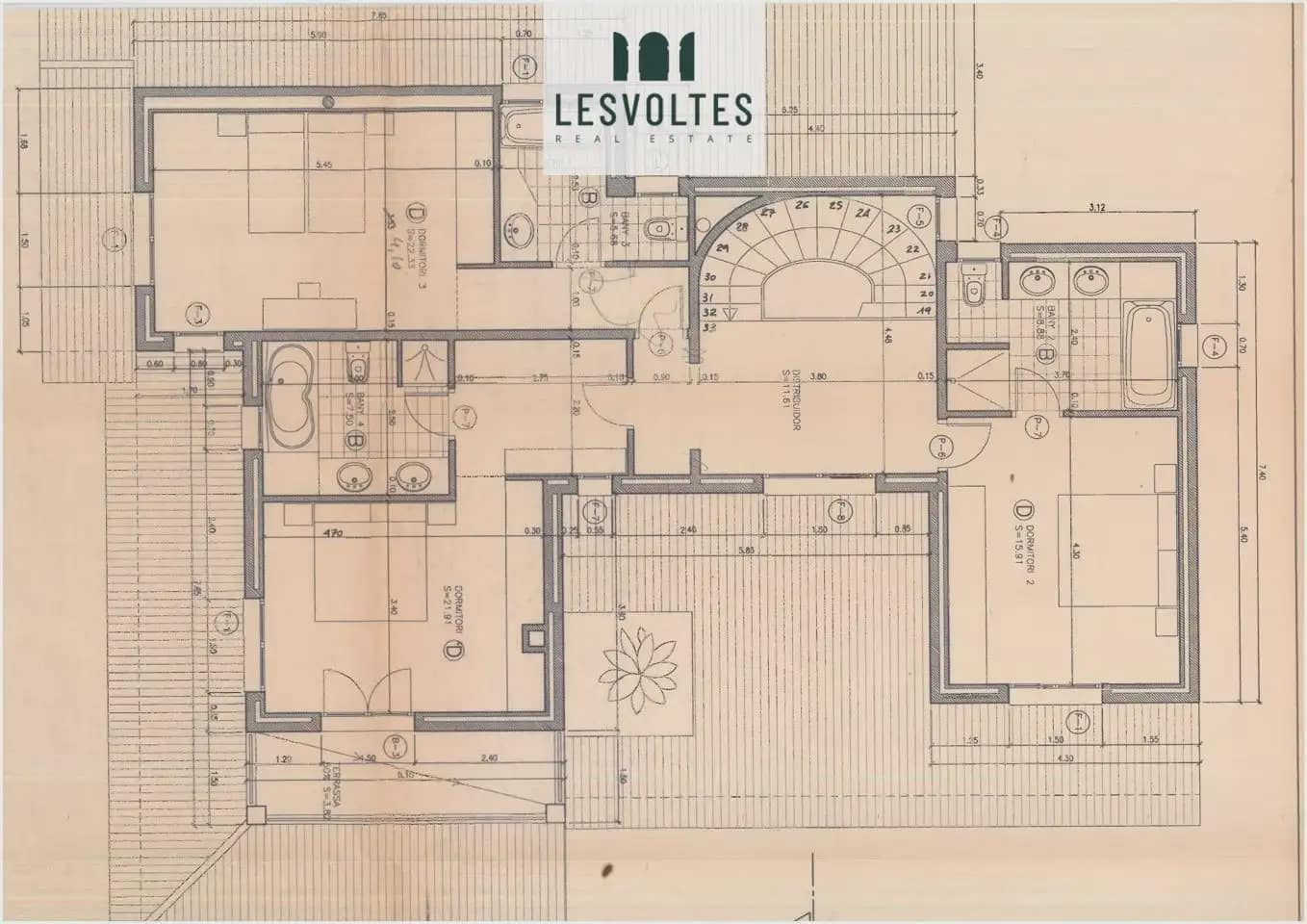 5 Zimmer Villa zu verkaufen in Mont-ras mit Pool Garage - 1.500.000 € (Ref: 10081911)