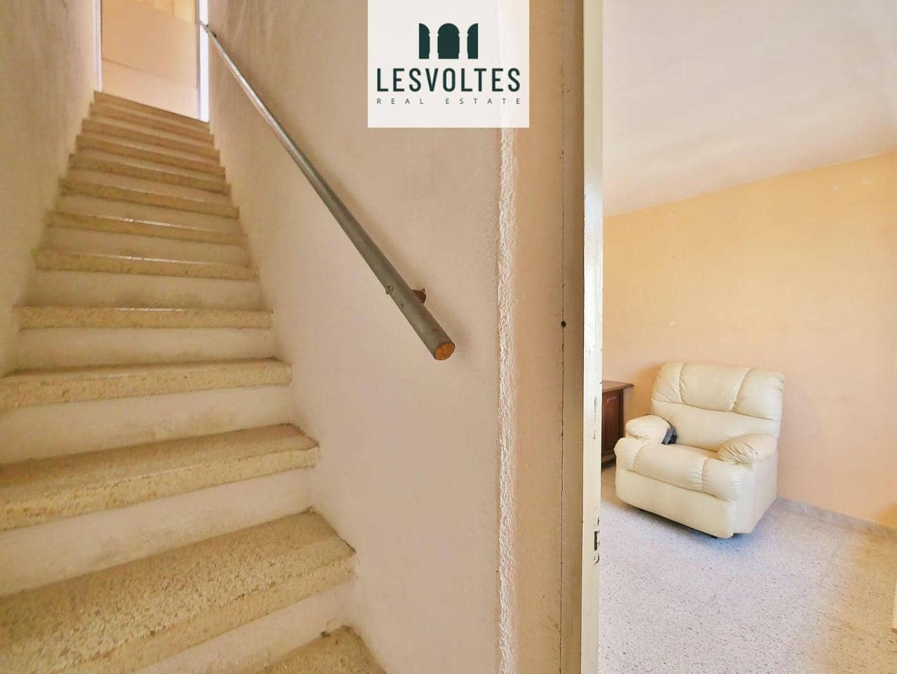 3 bedroom Villa for sale in Palafrugell with garage - € 295,000 (Ref: 10081912)
