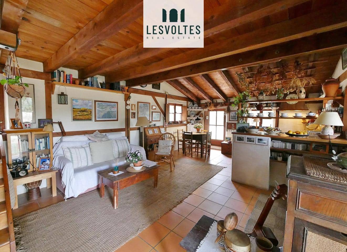 3 bedroom Villa for sale in Rupia with pool - € 1,150,000 (Ref: 10081913)