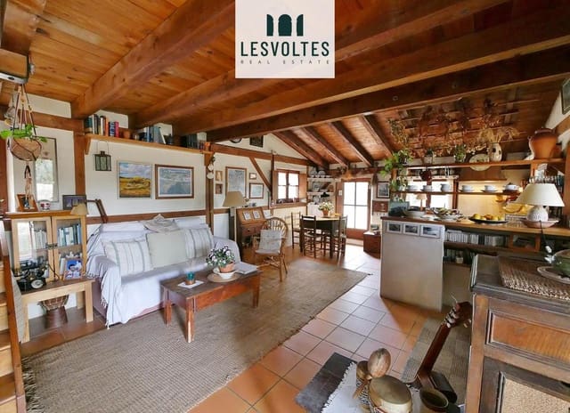 3 Zimmer Villa zu verkaufen in Rupià mit Pool - 1.150.000 € (Ref: 10081913)
