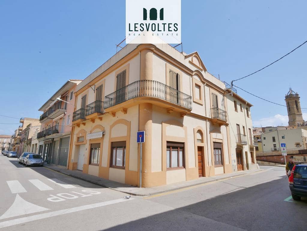 6 Zimmer Villa zu verkaufen in La Bisbal d'Emporda mit Garage - 450.000 € (Ref: 10081914)