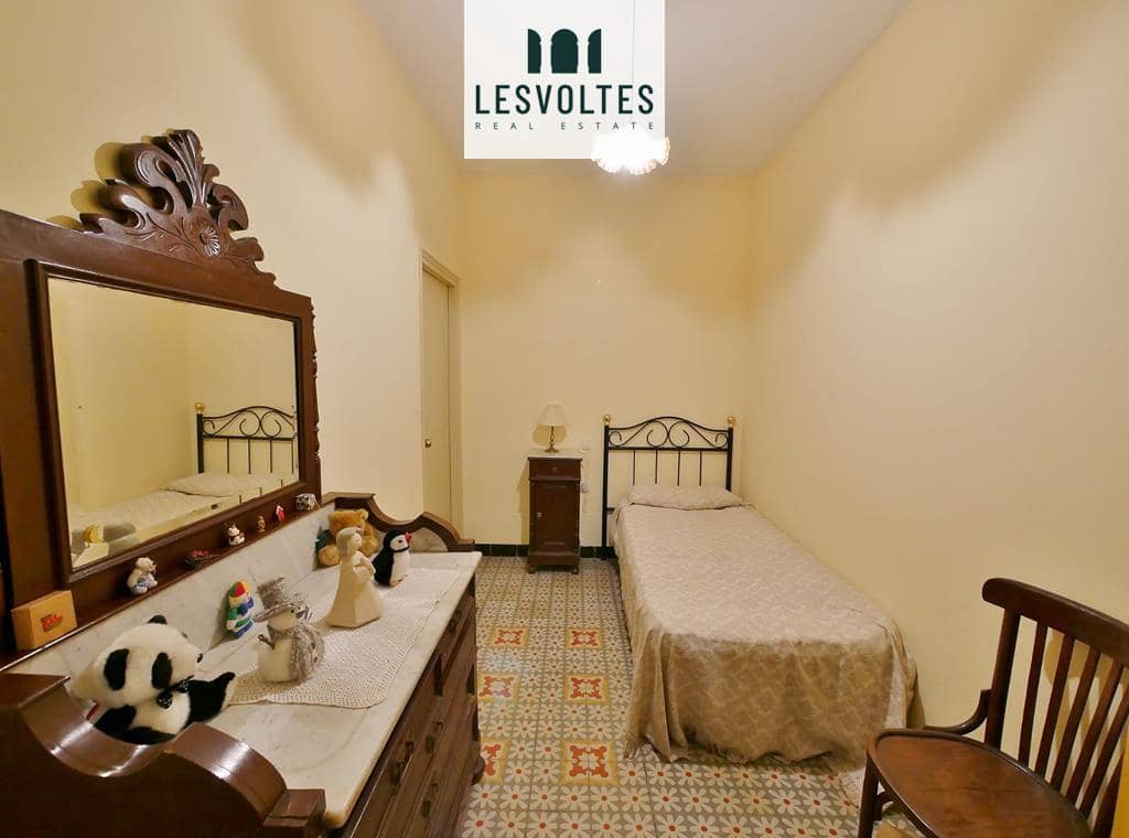 6 Zimmer Villa zu verkaufen in La Bisbal d'Emporda mit Garage - 450.000 € (Ref: 10081914)