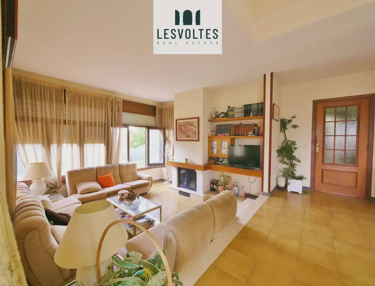 4 chambre Finca/Maison de Campagne à vendre à Bellcaire d'Emporda avec piscine garage - 700 000 € (Ref: 10081915)