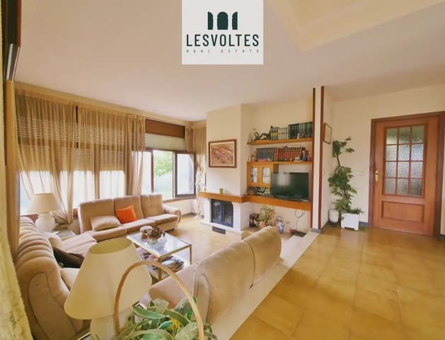 4 chambre Finca/Maison de Campagne à vendre à Bellcaire d'Empordà avec piscine garage - 700 000 € (Ref: 10081915)