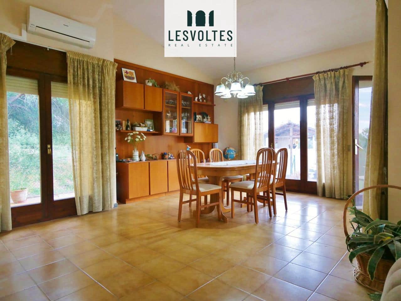 4 bedroom Villa for sale in Bellcaire d'Emporda with pool garage - € 700,000 (Ref: 10081915)
