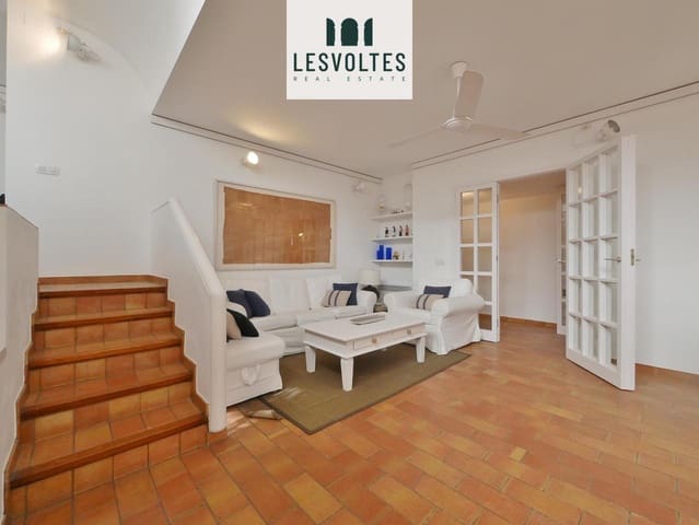 Villa/Maison de 6 chambres à louer à Calella de Palafrugell, Palafrugell - 2 500 € (Ref: 10081916)
