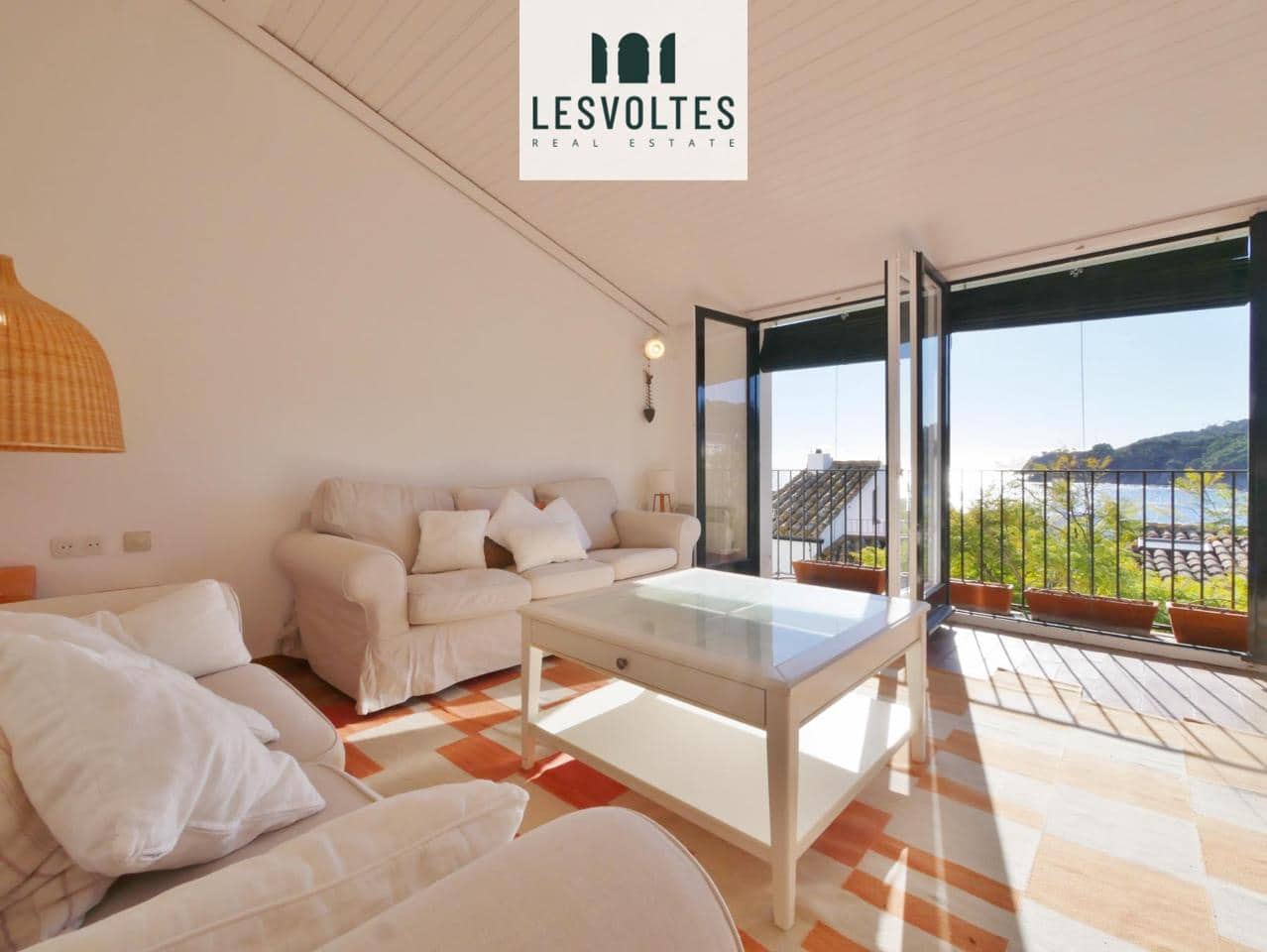 6 bedroom Villa for rent in Calella de Palafrugell - € 2,500 (Ref: 10081916)